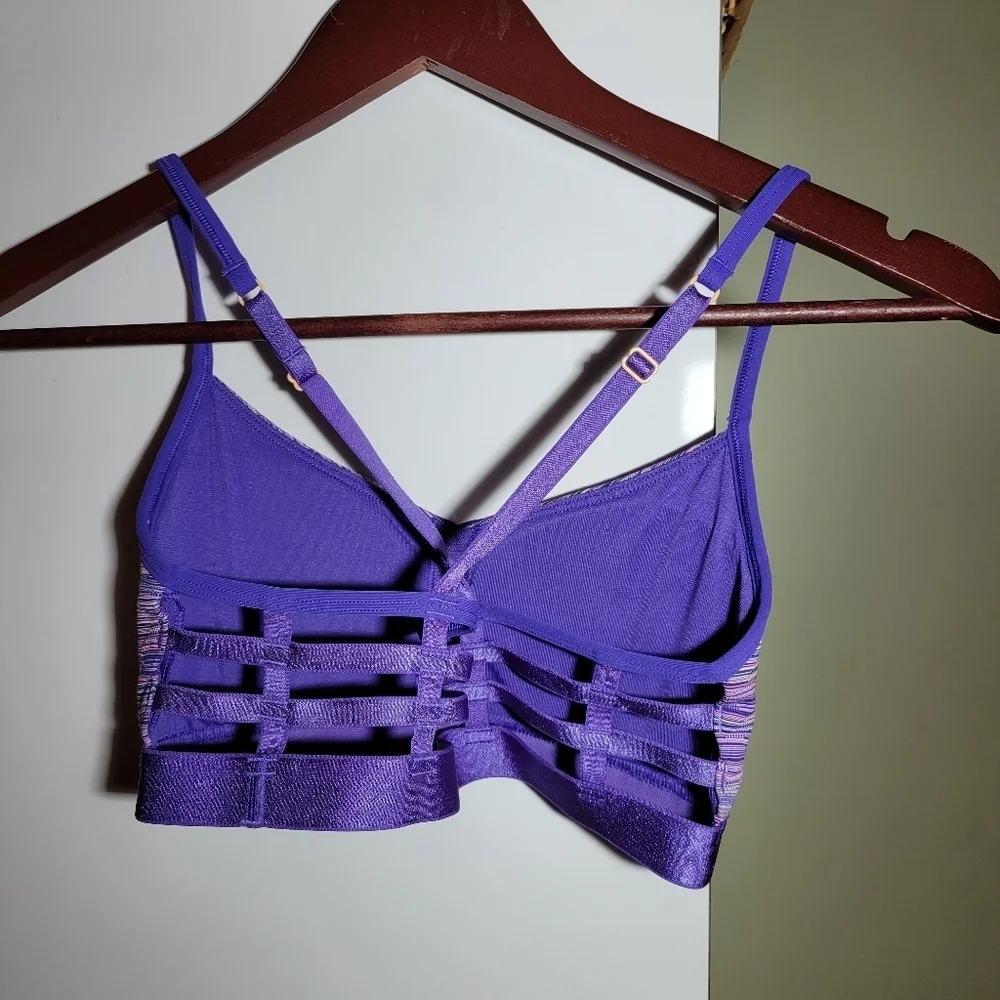 Lululemon Shala Bra open strappy cage bra purple pink size 4 - Picture 3 of 5